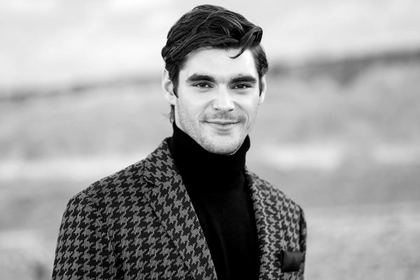 Preminuo RJ Mitte: Glumac iz kultne serije 'Breaking Bad' imao je samo 34 godine