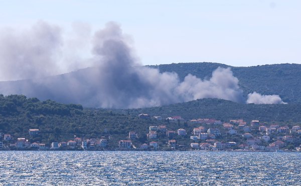 Požar na Ugljanu