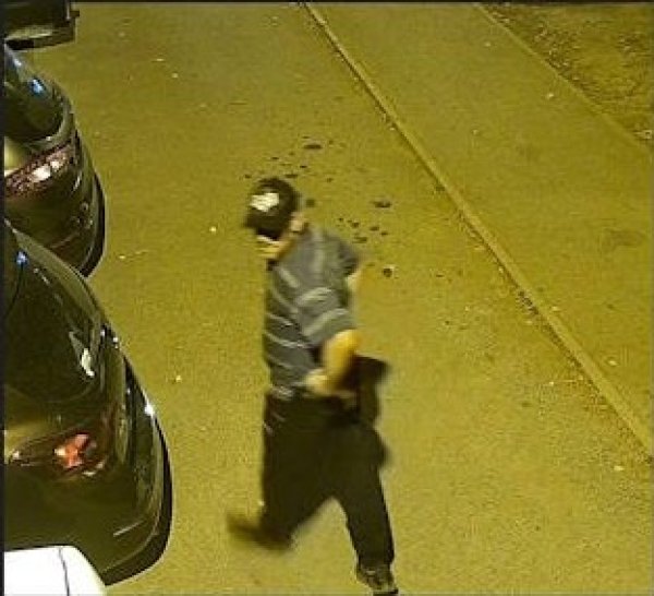 Policija traži ovog muškarca