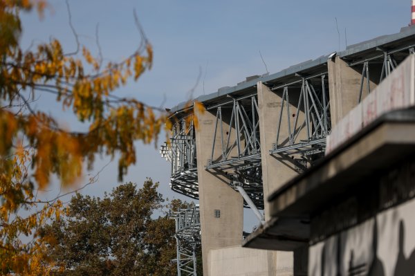 Zagreb: Počelo postavljanje stolica na sjevernoj tribini stadiona u Kranjčevićevoj