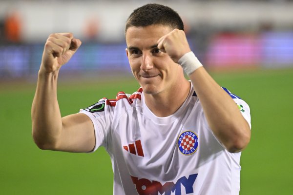 Kapetan Hajduka otkrio o čemu su igrači razgovarali u svlačionici na poluvremenu