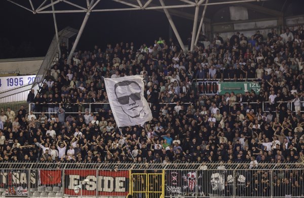 Fotografija jednog Ajaxovog navijača s Poljuda dokaz je kaosa koji je vladao u Splitu proteklih dana
