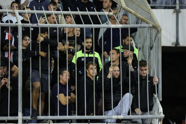 Navijači Ajaxa: U Splitu je prekršeno nepisano navijačko pravilo. Torcida je prešla sve granice