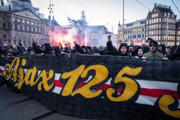 Ajaxova navijačka tribina daleko je od homogene