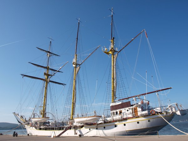 Jedan od hrvatskih zahtjeva odnosi se na povrat školskog broda Jadran
