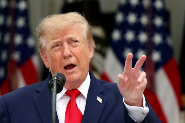 Trump se rugao Irancima i muslimanima: 'Ako ne znate kako se netko zove, samo recite Muhamed'