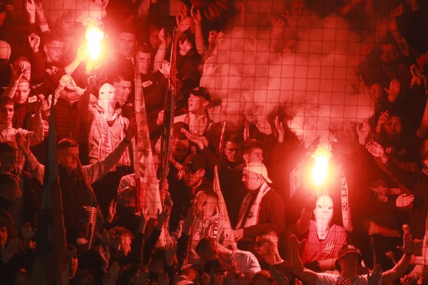 Velika bakljada obilježila remi Kovačeve Borussije u Berlinu