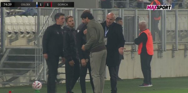 Pogledajte kako je Carević izgubio živce i zaradio crveni: Nakon odluke se prekrižio