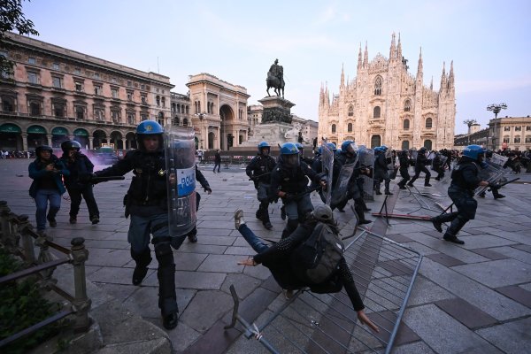 Izvanredne mjere u Francuskoj i Italiji: 70.000 policajaca, vojska na ulicama i zatvoreni muzeji