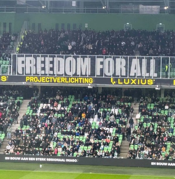 Torcida i navijači Ajaxa poslali gotovo identične poruke nakon uhićenja u Splitu: Evo što su napisali