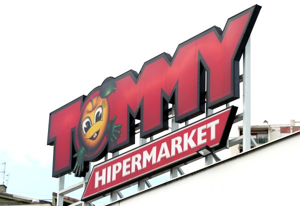 Prema dostupnim financijskim podacima, Tommy Grupa je 2025. ostvarila 757,5 milijuna eura prihoda