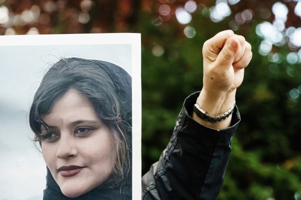 Prosvjedi u Iranu buknuli su nakon smrti Mahse Amini