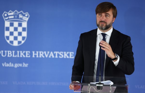 Loše vijesti za zaposlene u javnim službama