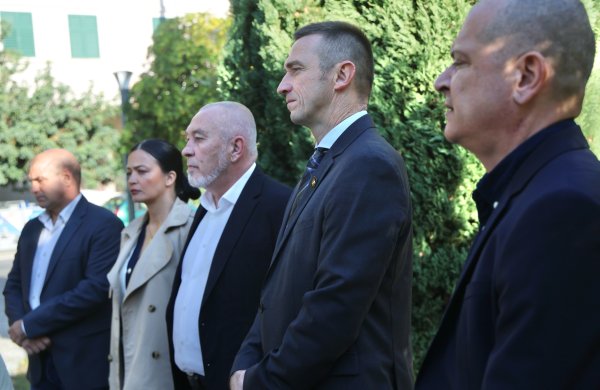 Marko Žaja (prvi s lijeva)