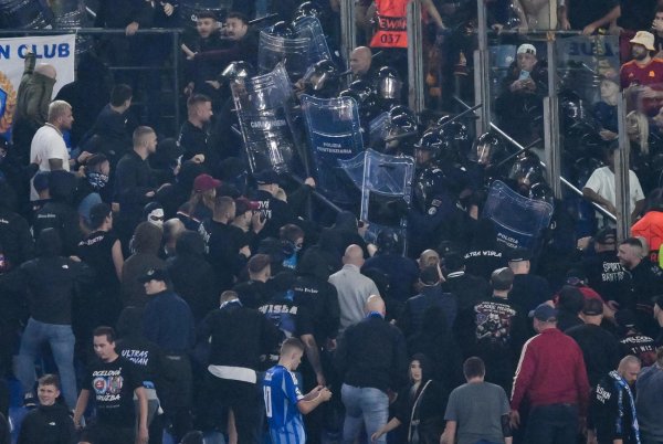Slovački huligani na rimskom Olimpicu ozlijedili policajca