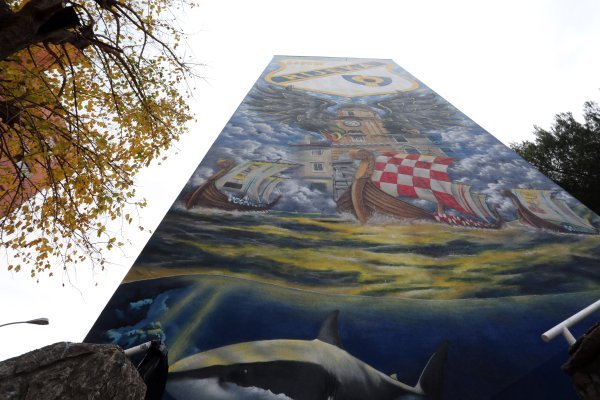 Pale kazne zbog puštanja ustaških pjesama na otvaranju Armadina murala