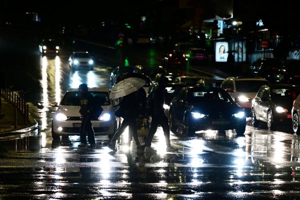 Nevrijeme u Splitu: Vatrogasci intervenirali 20 puta, šef Vodovoda tvrdi da su šahtovi očišćeni