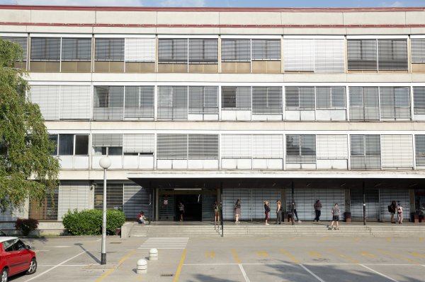 Studenti prozvali Upravu Filozofskog: 'Je li vam stalo do naše sigurnosti ili popuštate političarima?'