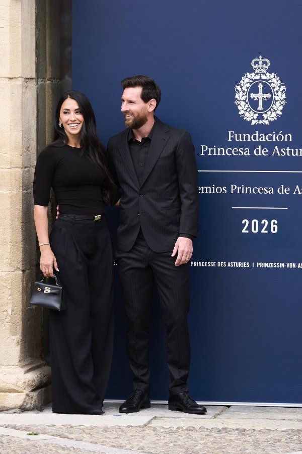 Messi stigao na prestižnu dodjelu nagrada, a njegova Antonela ukrala pozornost