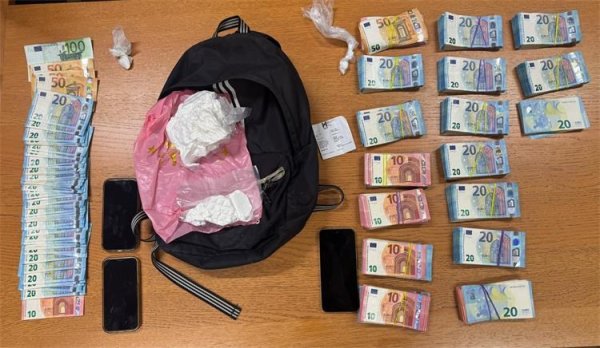 Policijska sačekuša u Đakovu: Pao dvojac s preko 600 grama kokaina