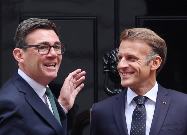 Andy Burnham i Emmanuel Macron