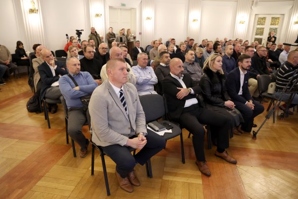Potpisivanje ugovora