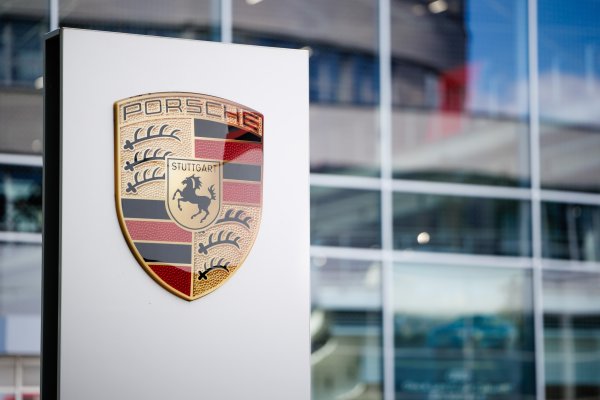 Porsche razmišlja o 911-ici skupljoj od 400.000 dolara: Imaju vrlo dobar razlog