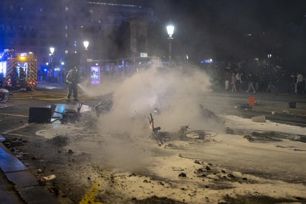 Kaos na ulicama Barcelone: Maskirani prosvjednici palili i pljačkali, uhićeno 100 osoba