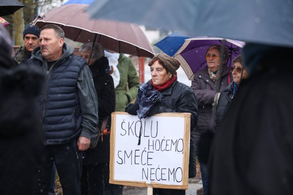 Milijuni eura za uklanjanje tisuća tona otpada na sjeveru Hrvatske: Mještani godinama čekaju rješenje