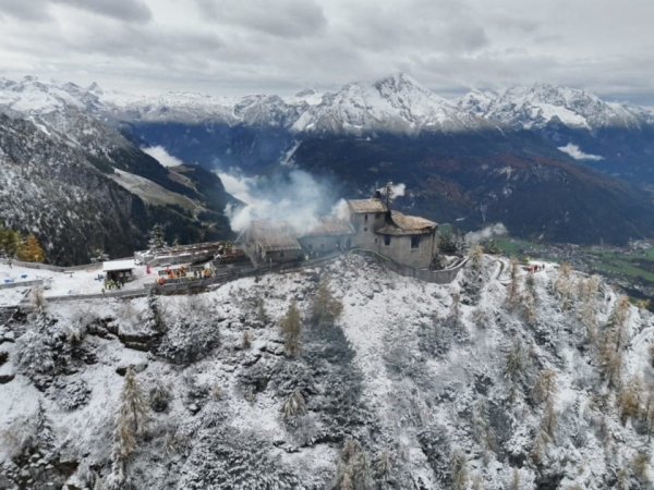Nove fotografije pokazuju pustoš, uhićeni muškarac prebačen na psihijatriju