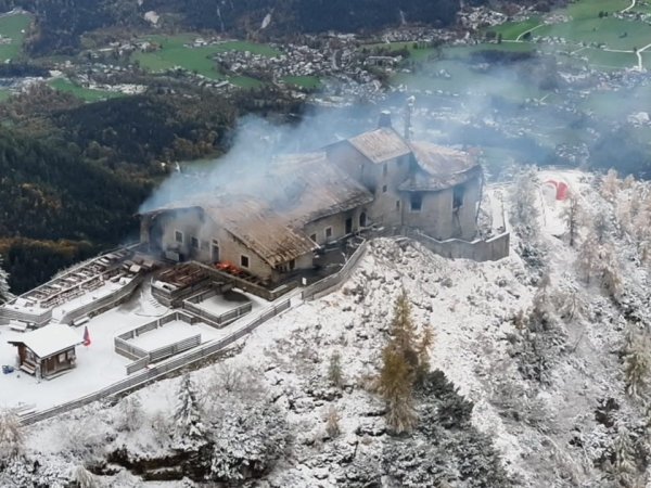 Požar u Hitlerovom gnijezdu se ponovno razbuktao: Cure detalji o osumnjičenom