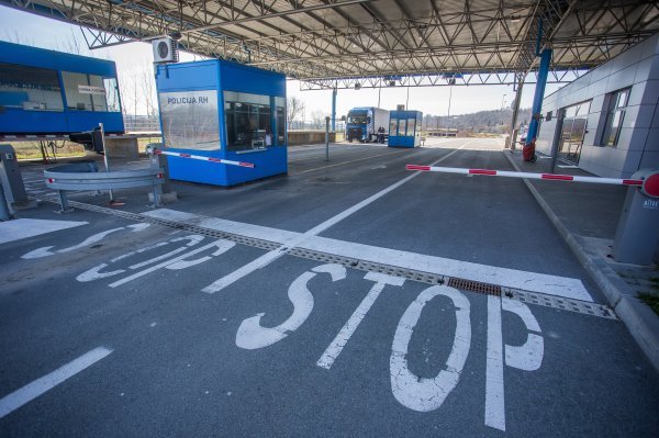Od 1. studenoga nova pravila na granici: Evo kako unaprijed prijaviti robu i platiti carinu