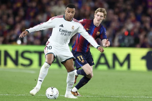 Sjajni Kylian Mbappe zabio dva gola i presudio Barceloni na Nou Campu