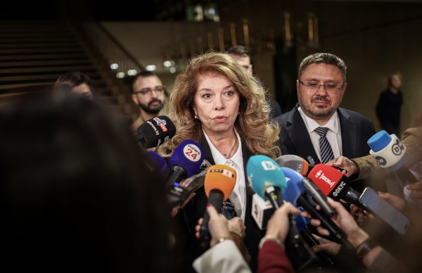 Bugarska bi mogla dobiti prvu predsjednicu u povijesti, no odluka pada u drugom krugu