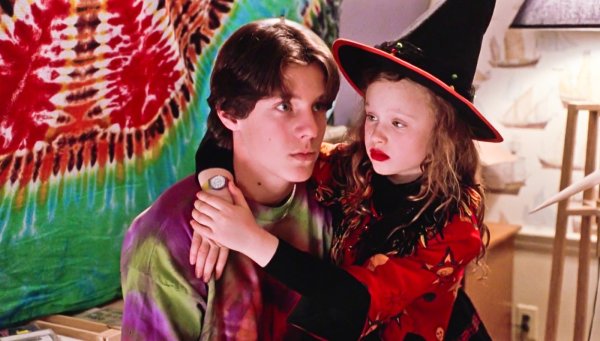 Omri Katz u filmu 'Hocus Pocus' 1993. godine