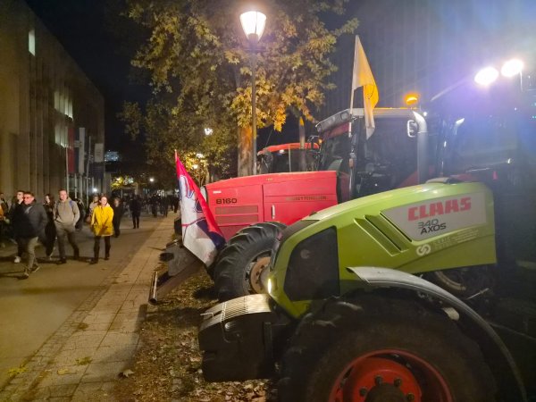 Traktori koji su pratili studente na prosvjedima