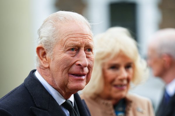 Kralj Charles stiže na Karibe dok pljušte zahtjevi za odštetom: Britanci odbijaju platiti za trgovinu robljem