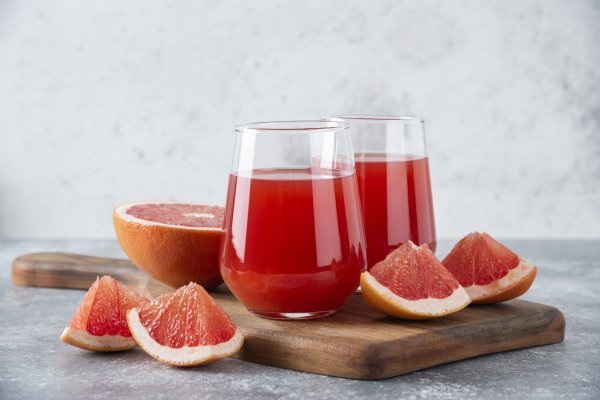 Sok od grejpa odlično je piti ujutro kako bismo odmah na početku dana unijeli puno vitamina C u organizam