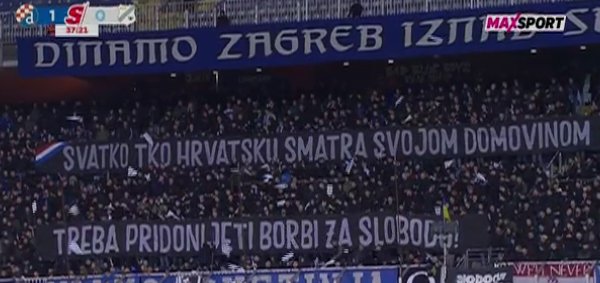 Bad Blue Boysi izveli poseban performans na Maksimiru: Pogledajte kome su posvetili papirnate avione