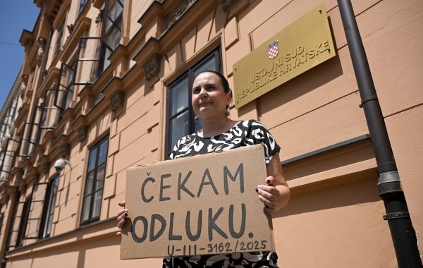 Dio sudaca više ne sudjeluje u radu suda, zbog čega se ne mogu donositi odluke