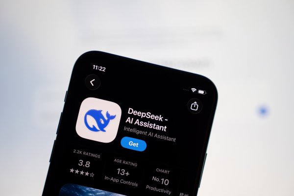 Novo istraživanje: DeepSeek se poboljšava, ali i dalje ima velike sigurnosne probleme