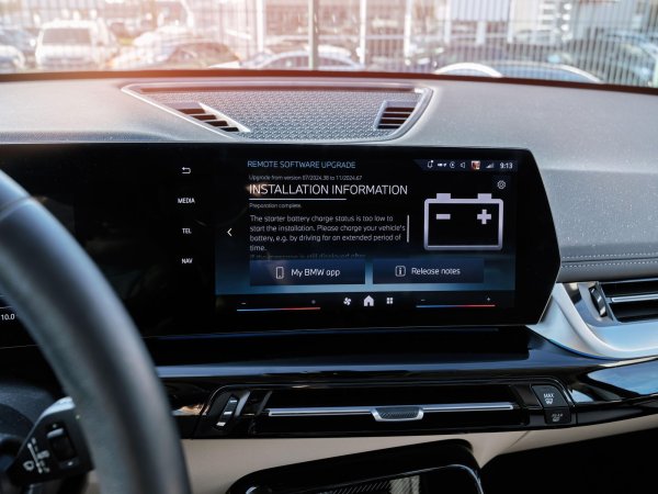 Ignorirate softverske nadogradnje automobila? To više nije isto što i preskočiti update mobitela