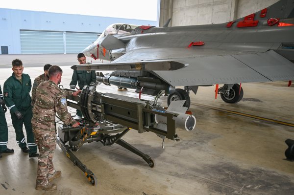 Raketa MICA i bomba Hammer na hrvatskom Rafaleu