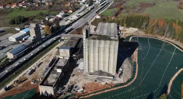 FOTO Pogledajte kako iz zraka izgleda prekriveni otpad u Gospiću