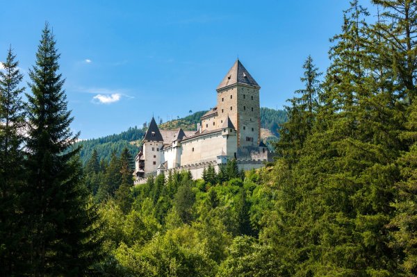 Dvorac Moosham u Salzburgu nosi mračnu povijest suđenja za vještičarenje iz 17. stoljeća, zbog čega ga prati reputacija jednog od najjezivijih mjesta u Austriji
