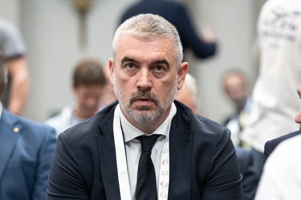 UEFA iskazala veliku čast Pletikosi: Bit će u društvu najvećih svjetskih stručnjaka