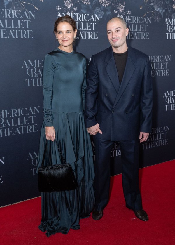 Katie Holmes, Jason Bard Yarmosky