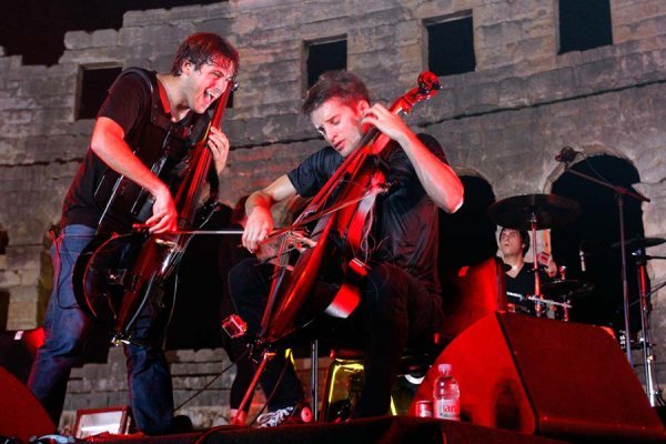 2cellos (1)