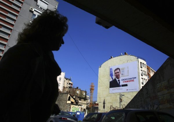 aleksandar vučić predizborni plakat