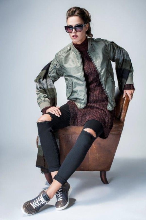 Mia Kovačić  u novoj Replay kampanji (1)